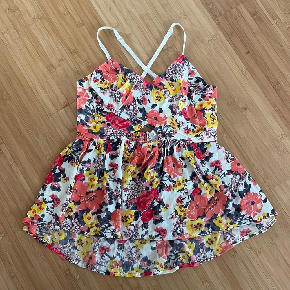 Free People keyhole floral top